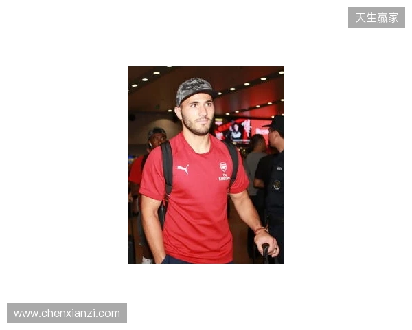 英超官方晒出图片:阿森纳U15全员抵达北京